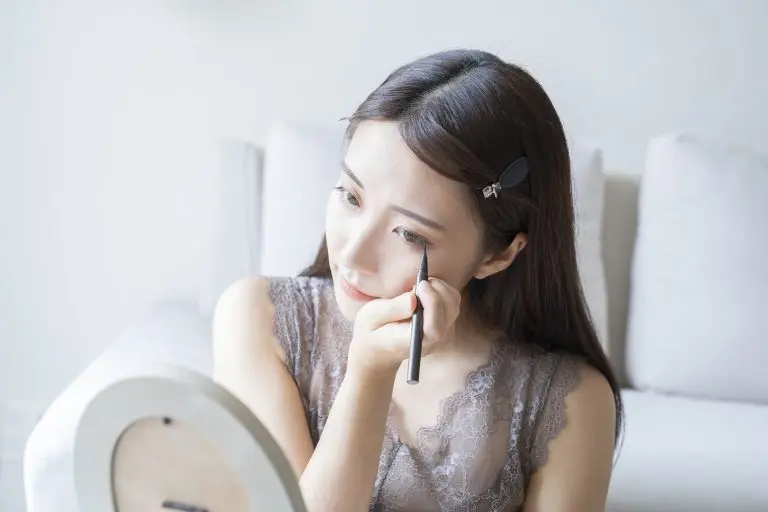 麦粒腫（ものもらい）・霰粒腫の予防法・対処法-アイメイクを避ける