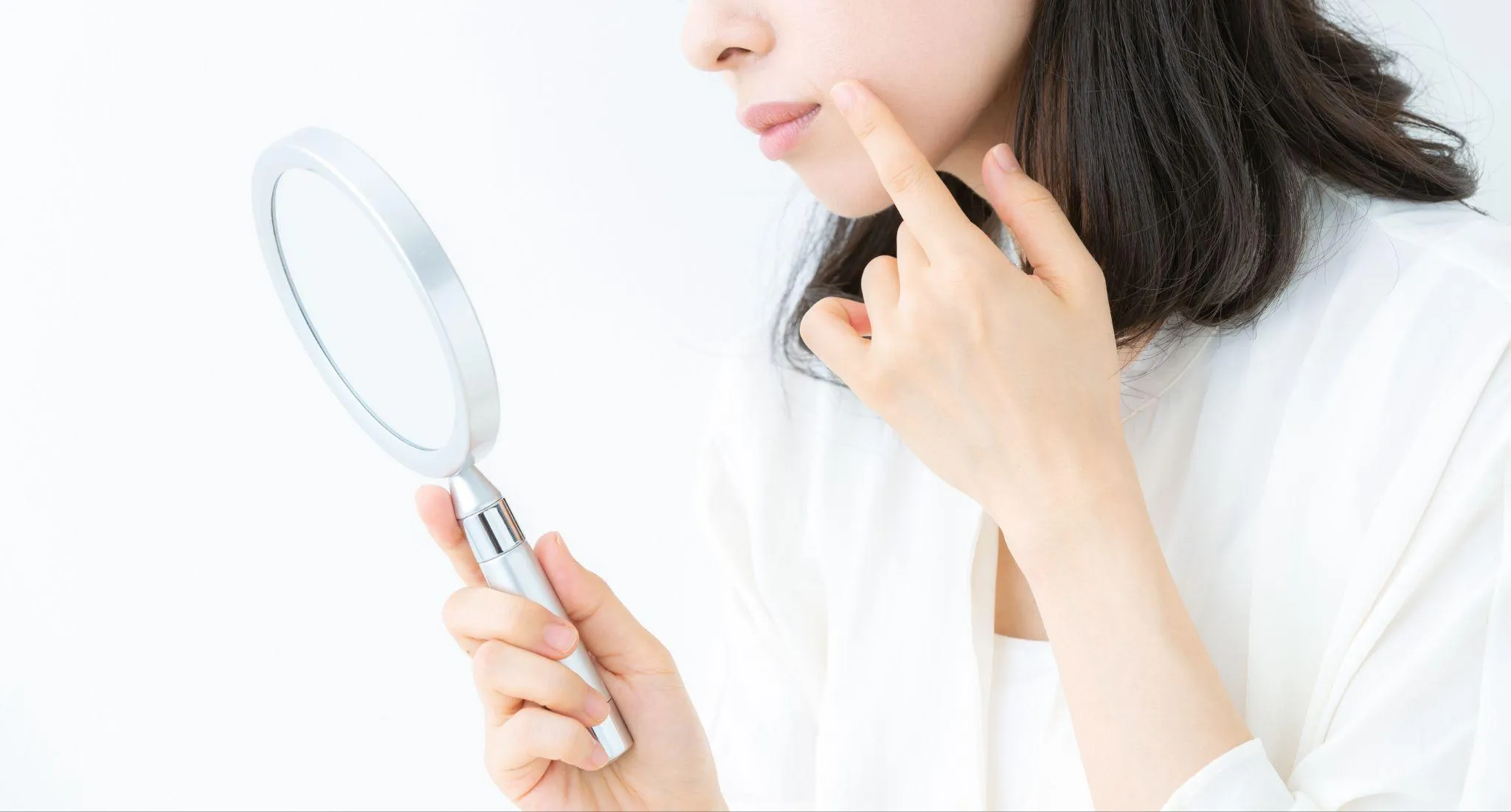 IPLでニキビ跡は改善できる？適したニキビ跡とメリット・注意点も紹介