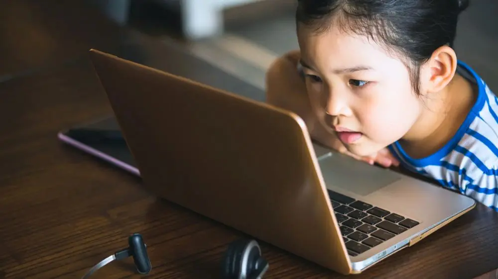 お子様の視力低下、気になりませんか？オルソケラトロジーという近視治療